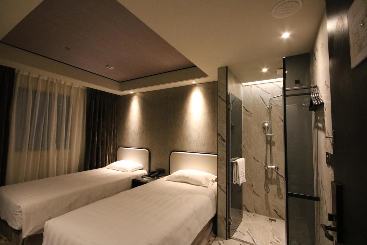 Hotel Midtown Richardson - Kaohsiung Bo'Ai Eksteriør billede