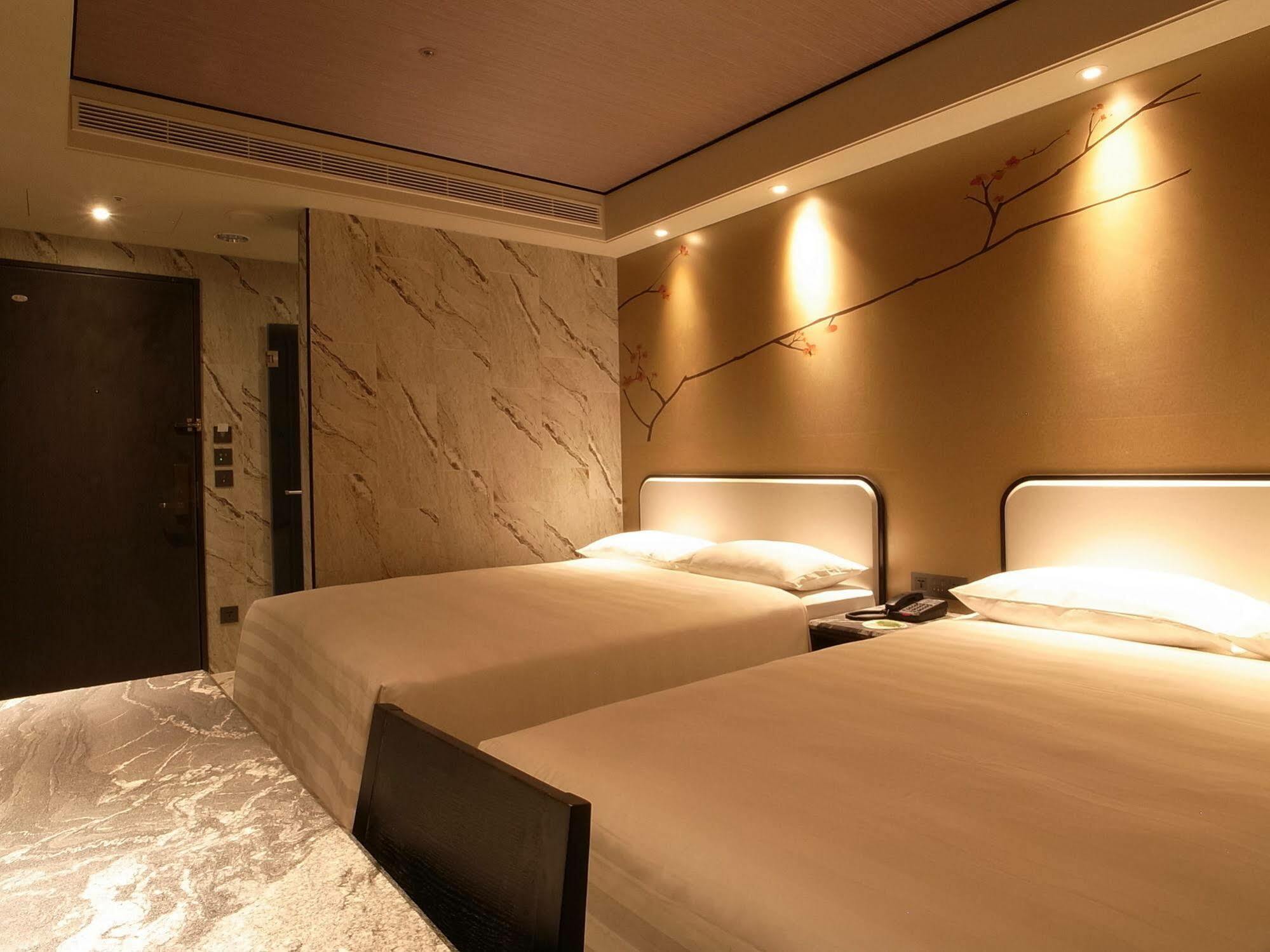 Hotel Midtown Richardson - Kaohsiung Bo'Ai Eksteriør billede