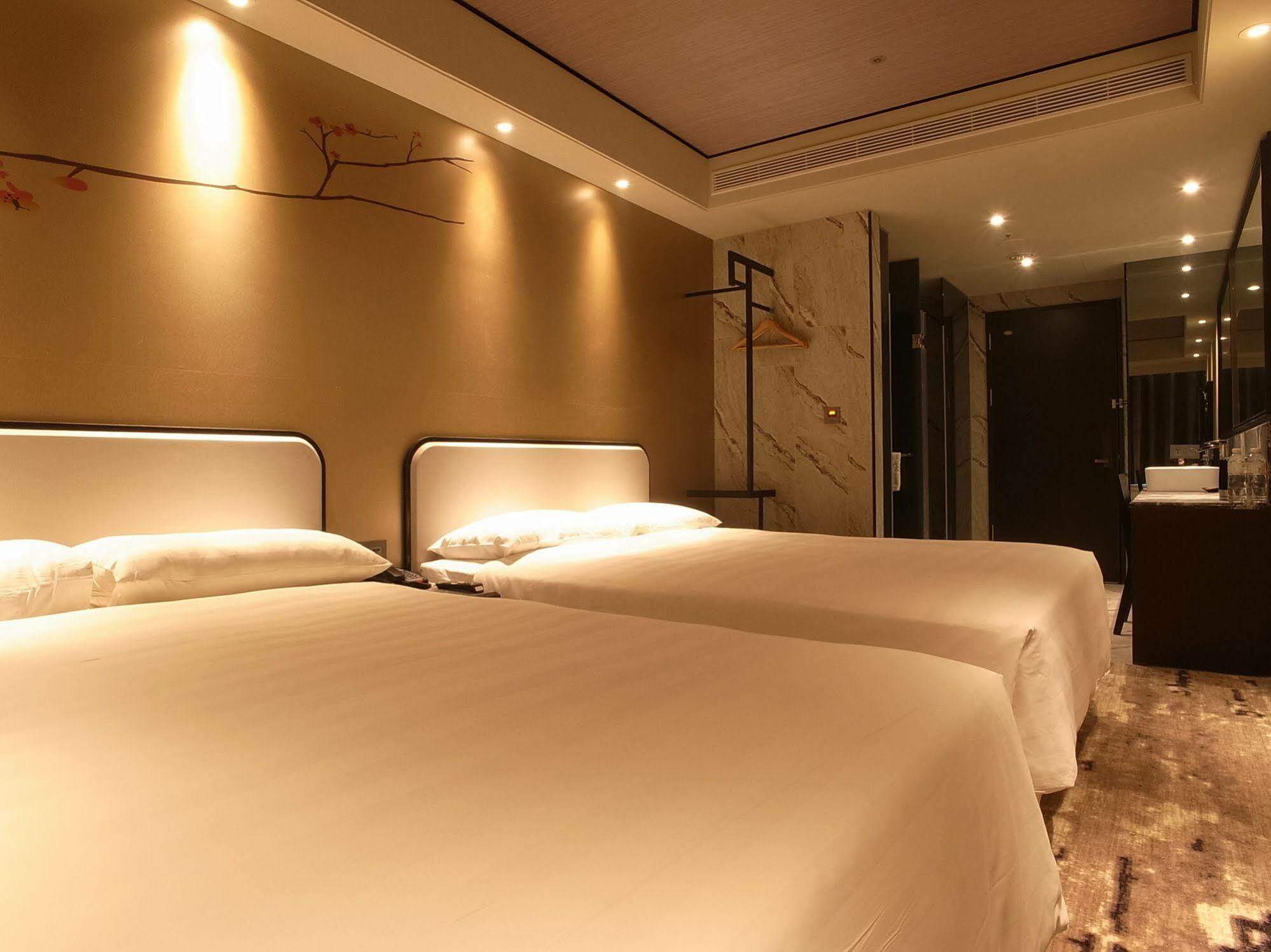 Hotel Midtown Richardson - Kaohsiung Bo'Ai Eksteriør billede