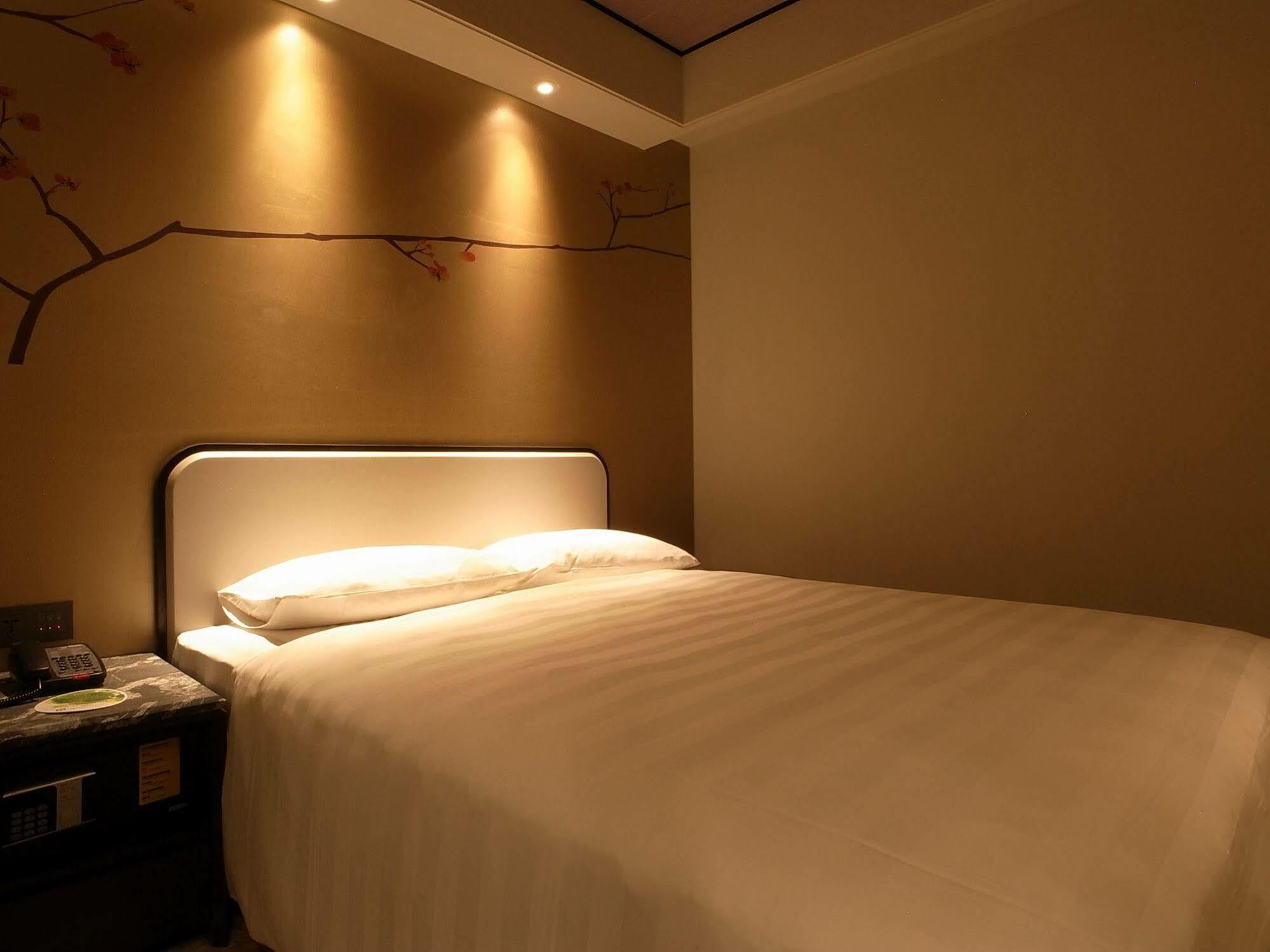 Hotel Midtown Richardson - Kaohsiung Bo'Ai Eksteriør billede