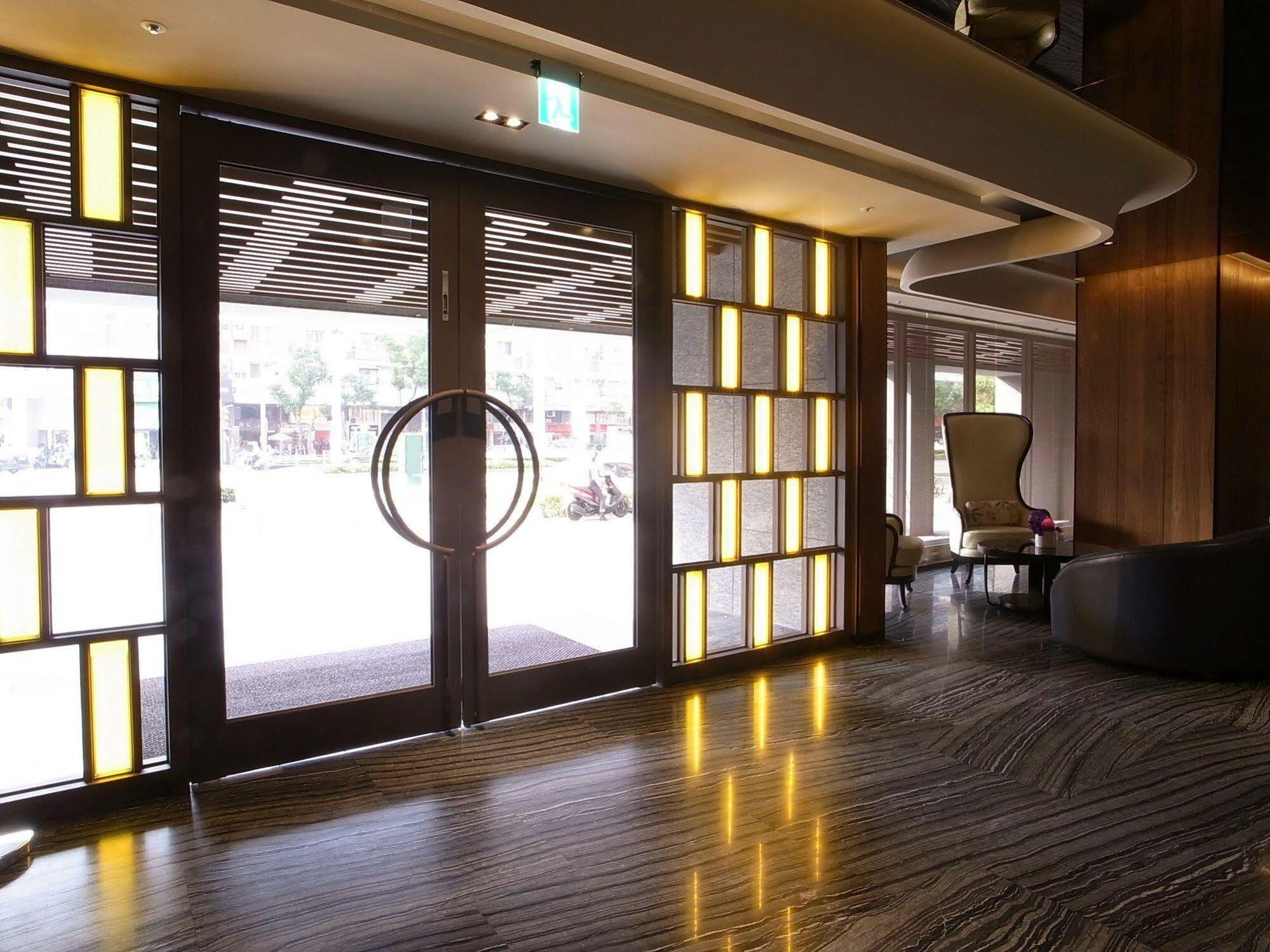 Hotel Midtown Richardson - Kaohsiung Bo'Ai Eksteriør billede