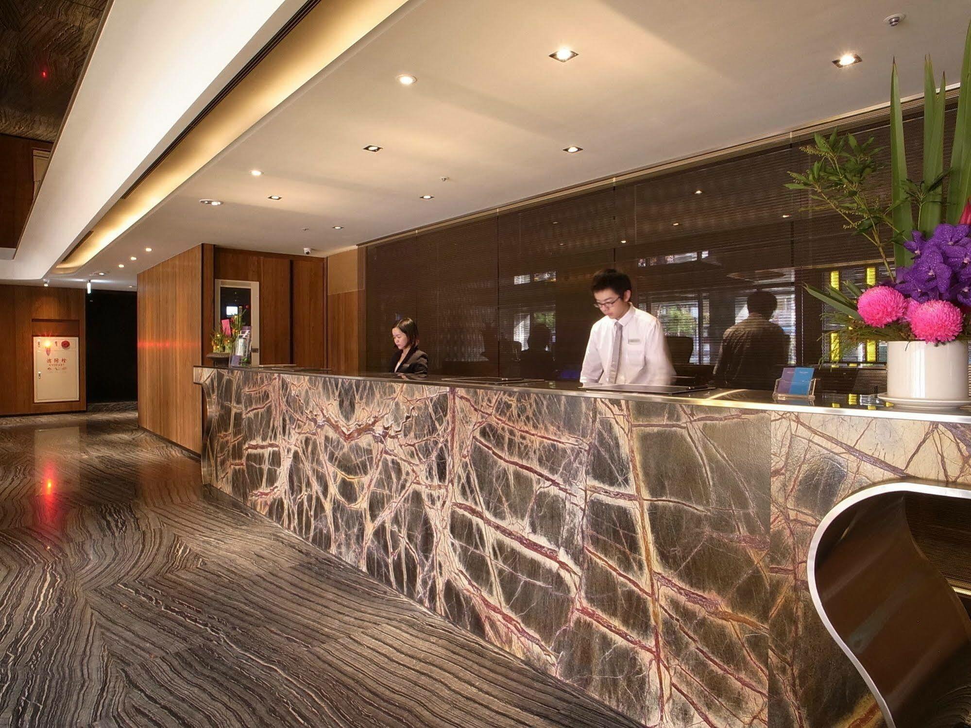 Hotel Midtown Richardson - Kaohsiung Bo'Ai Eksteriør billede